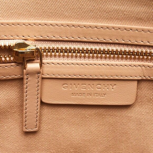 Givenchy Light Blue Sugar Goatskin Leather Medium Antigona Bag - Picture 9 of 12